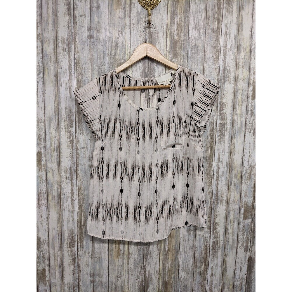 Cynthia Rowley 100% Silk Short Sleeve Cream Top Pocket Keyhole Back Size Small